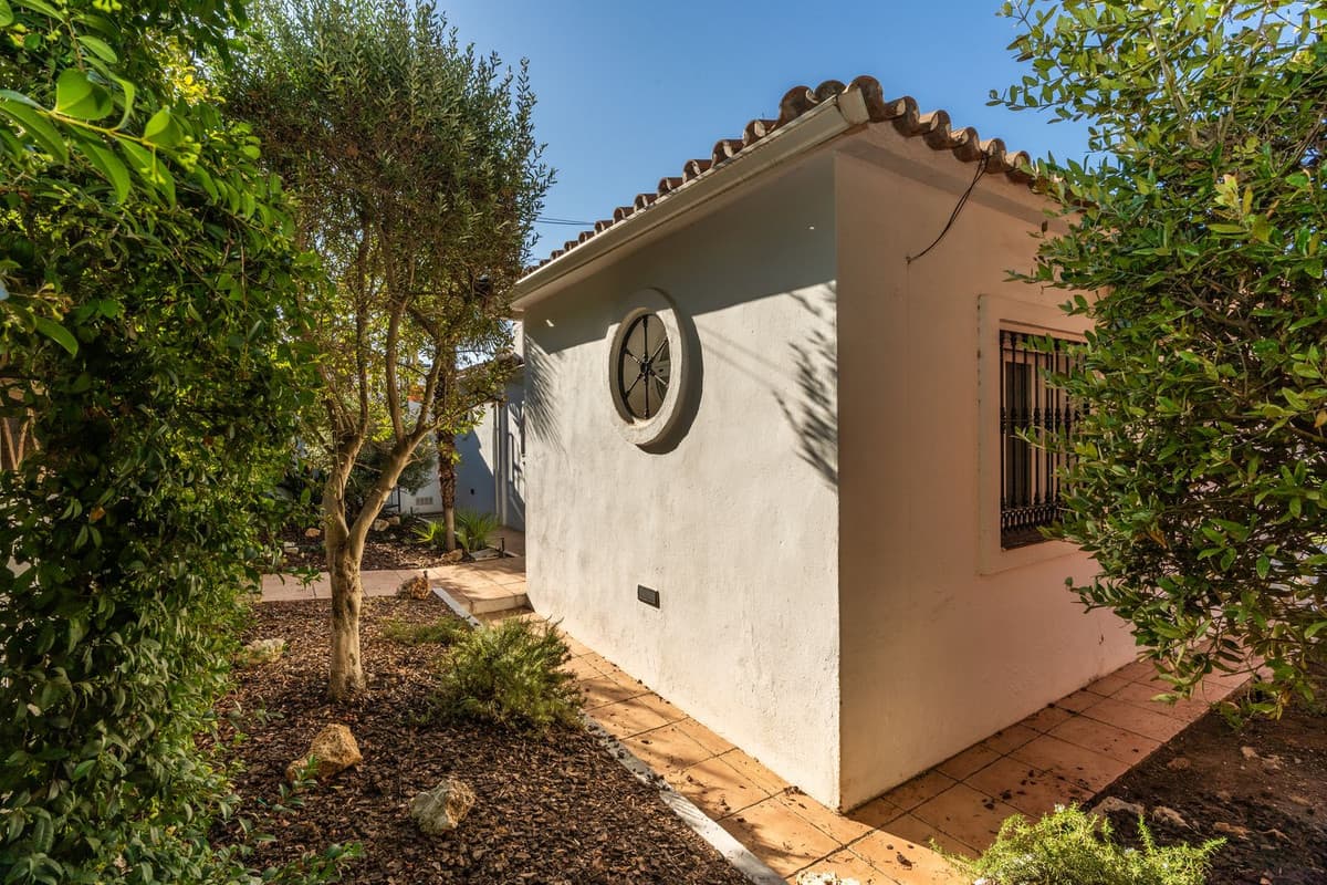 Detached Villa in Costabella — photo 5 of 10