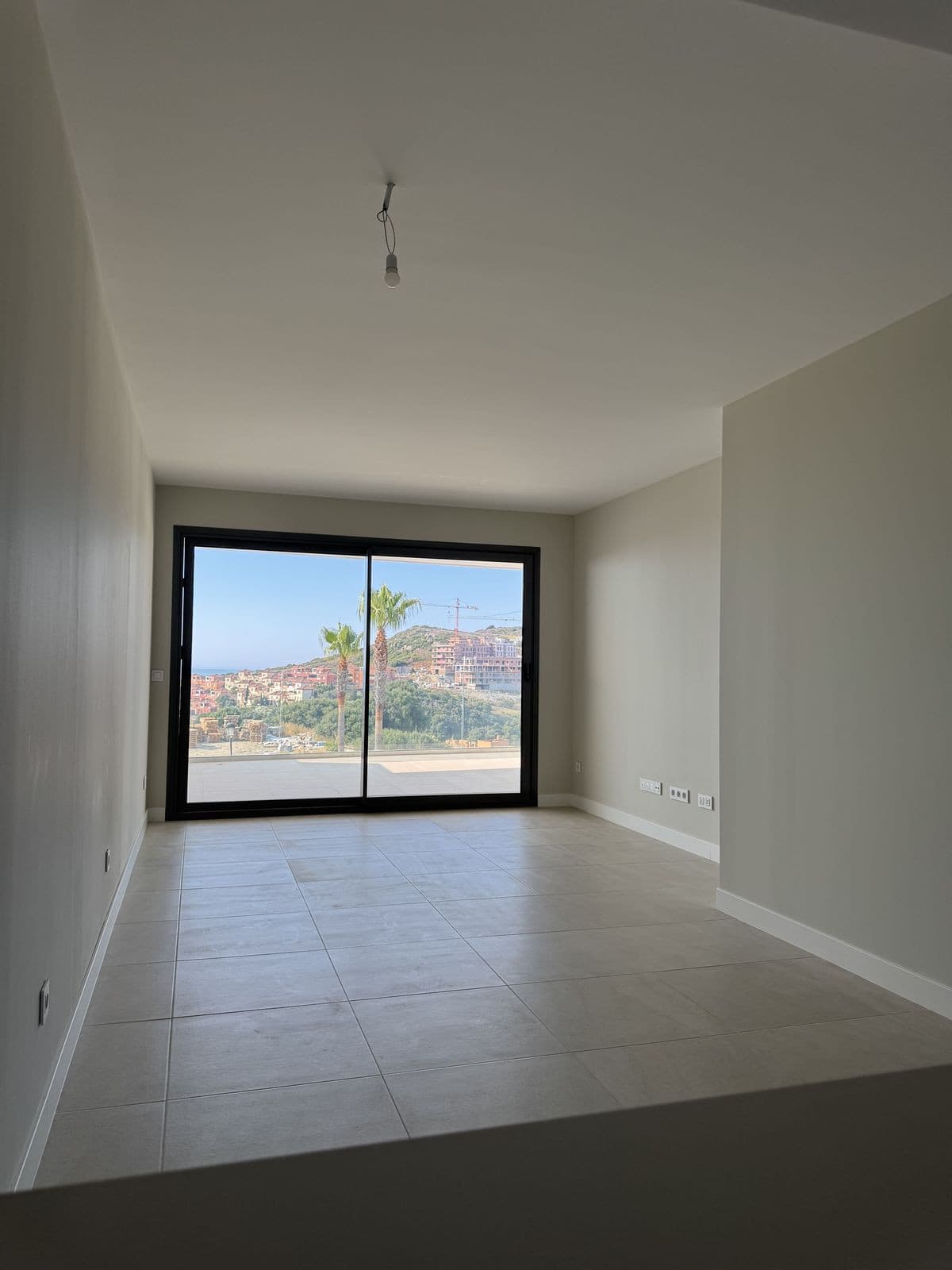 Middle Floor Apartment in La Duquesa — photo 6 of 10