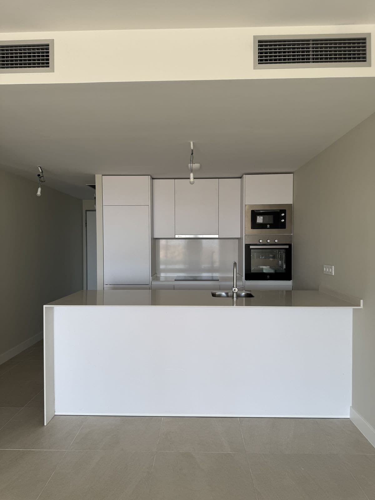 Middle Floor Apartment in La Duquesa — photo 8 of 10