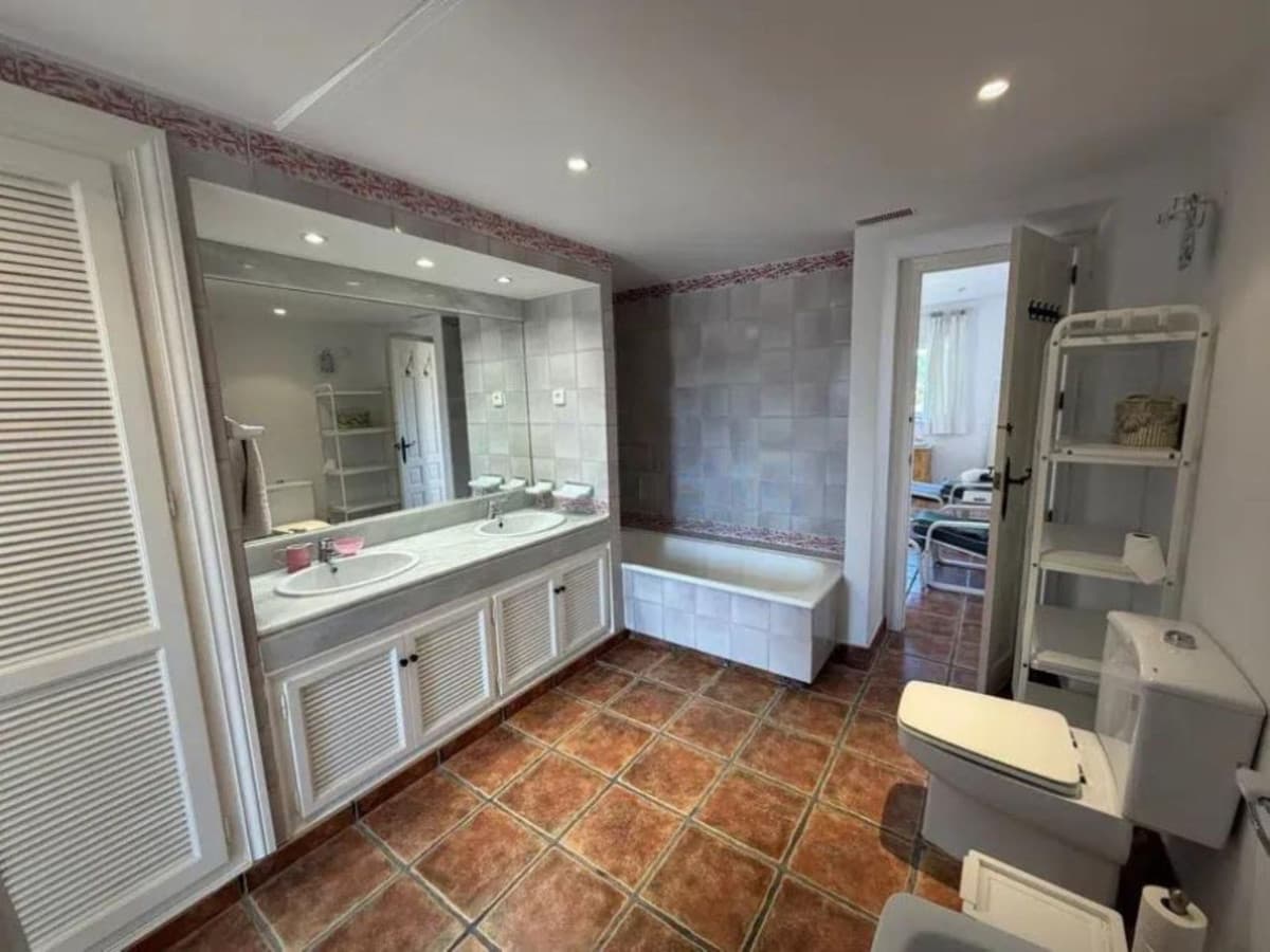 Semi-Detached House in Sotogrande — photo 6 of 10