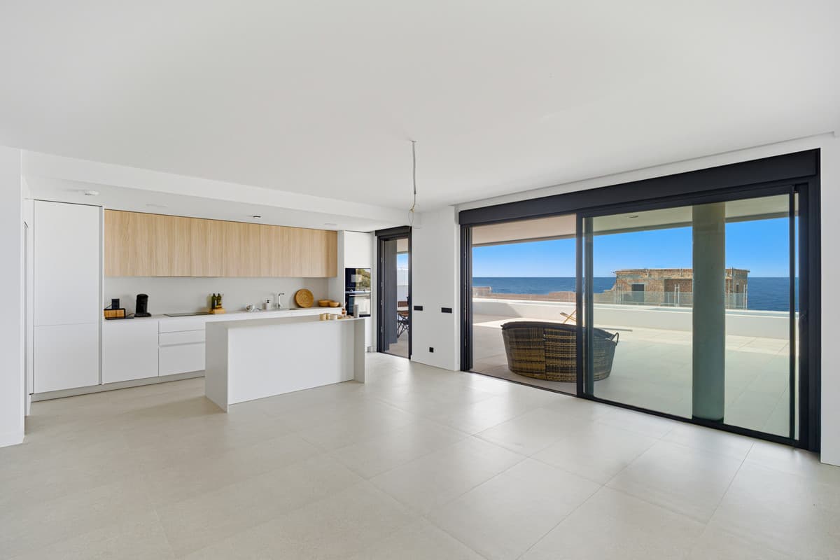 Middle Floor Apartment in Altos de los Monteros — photo 3 of 10