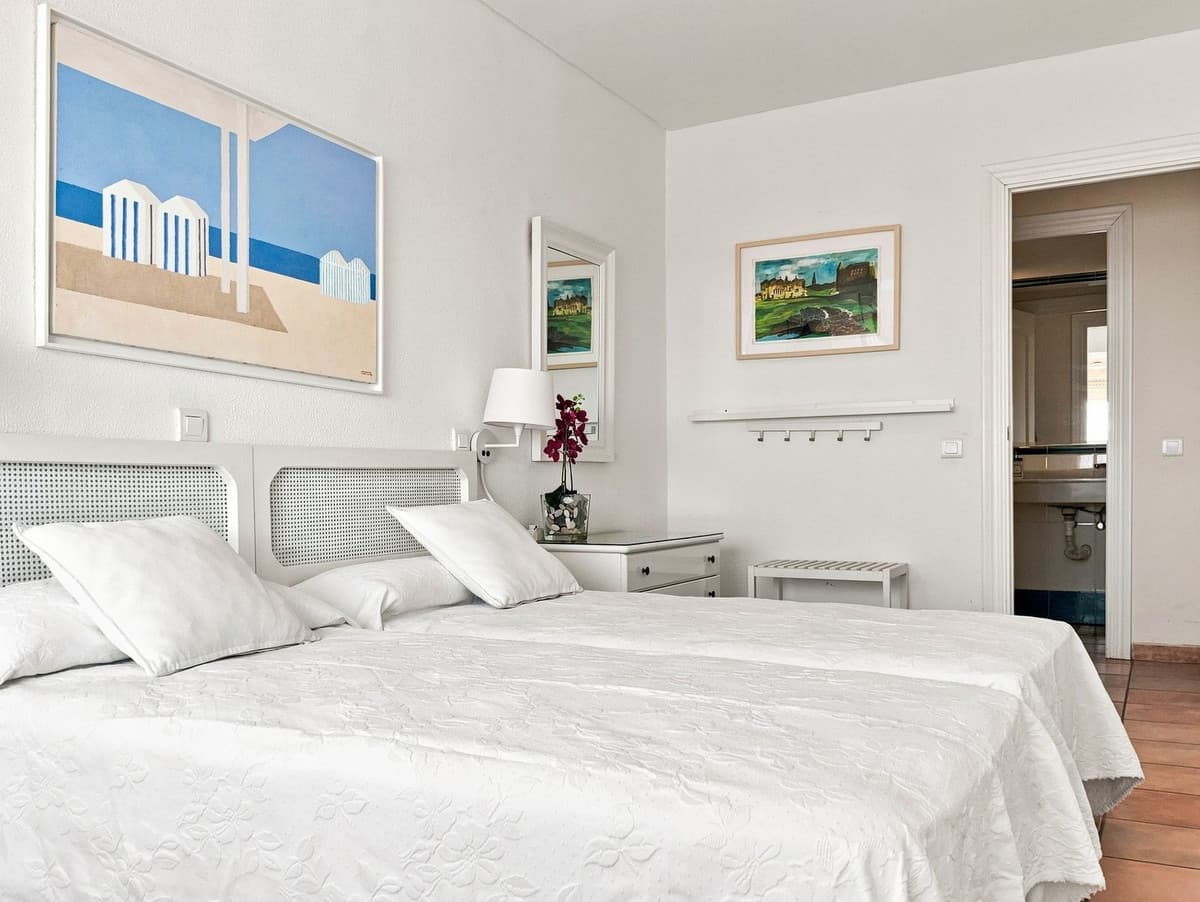 Top Floor Apartment in Montemar — photo 6 of 10