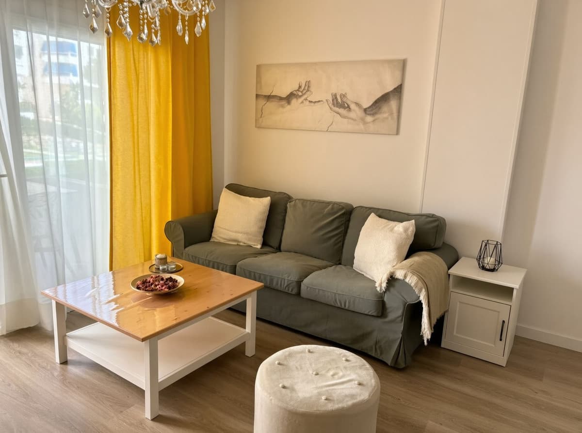 Middle Floor Apartment in La Campana — photo 5 of 10