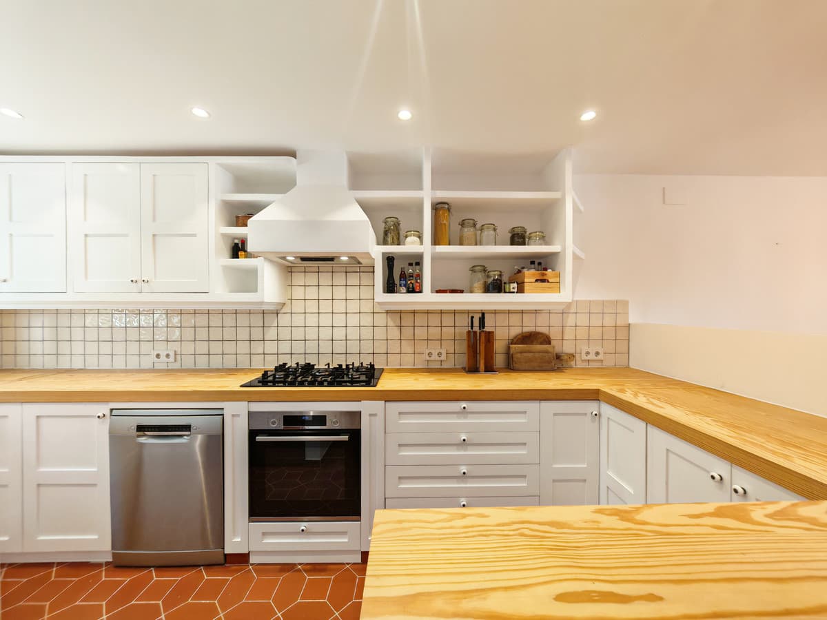 Townhouse in Altos de los Monteros — photo 7 of 10