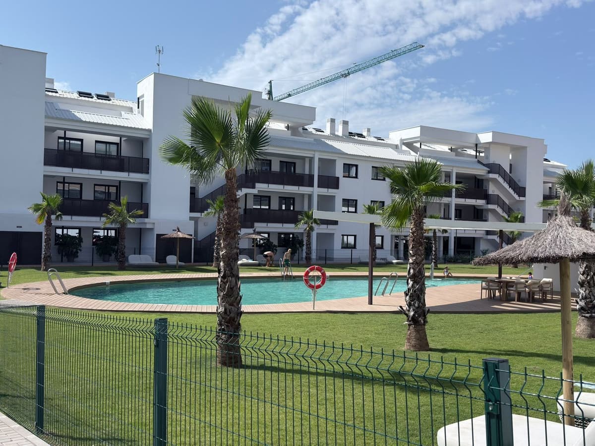 Ground Floor Apartment in Fuengirola — photo 1 of 10