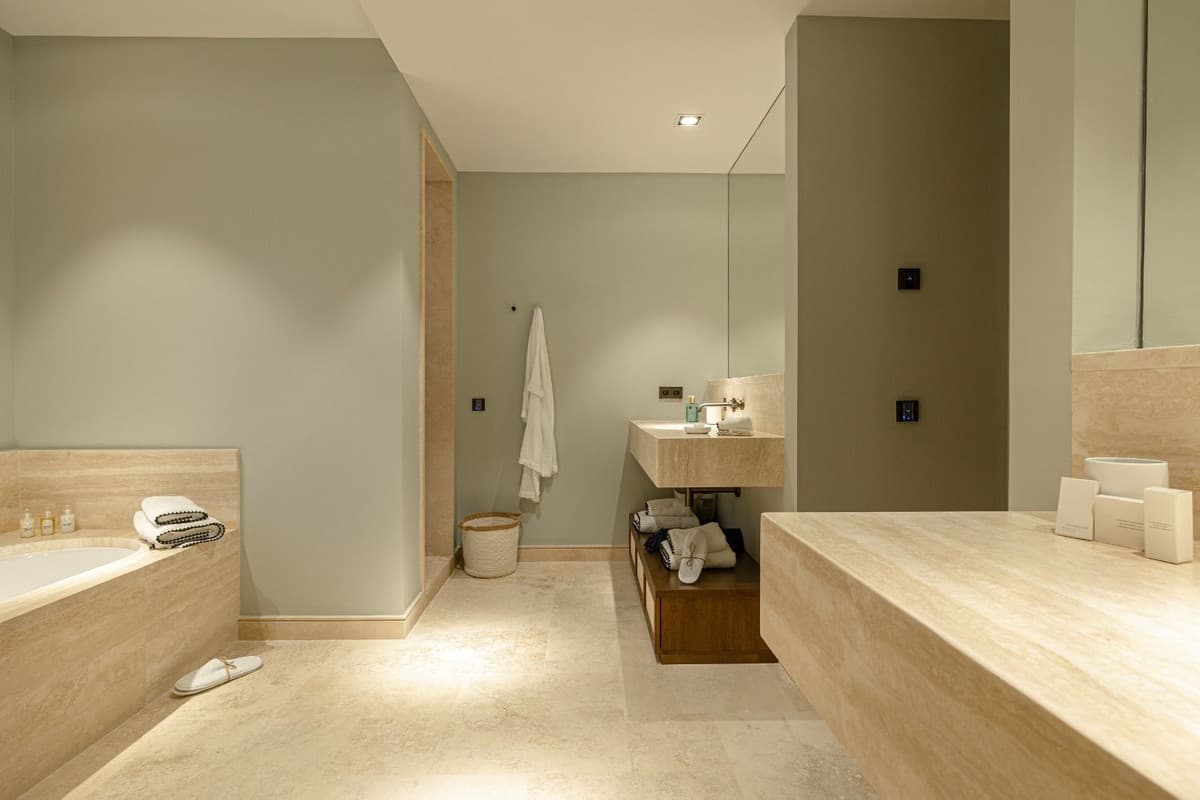 Ground Floor Apartment in Casares — photo 2 of 10