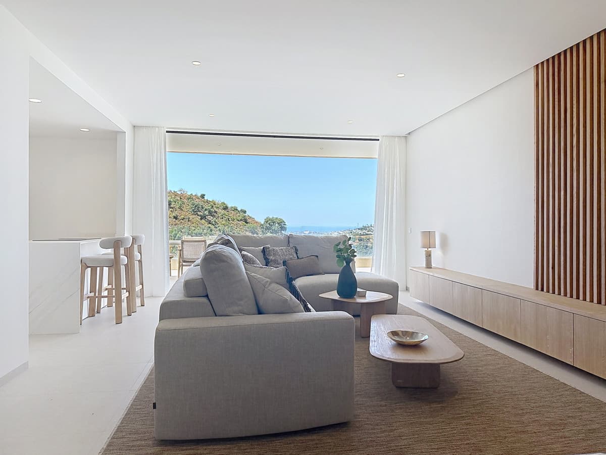 Middle Floor Apartment in Benahavís — photo 6 of 10
