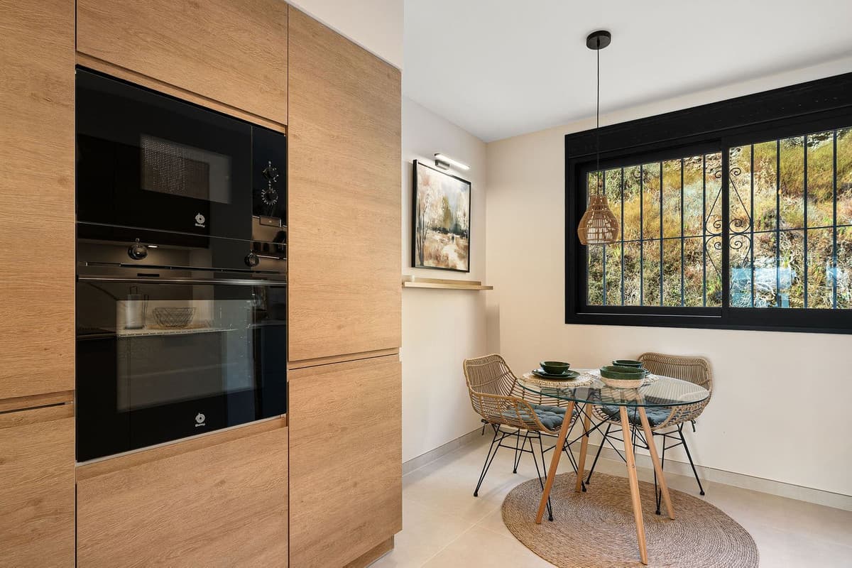 Middle Floor Apartment in Nueva Andalucía — photo 9 of 10