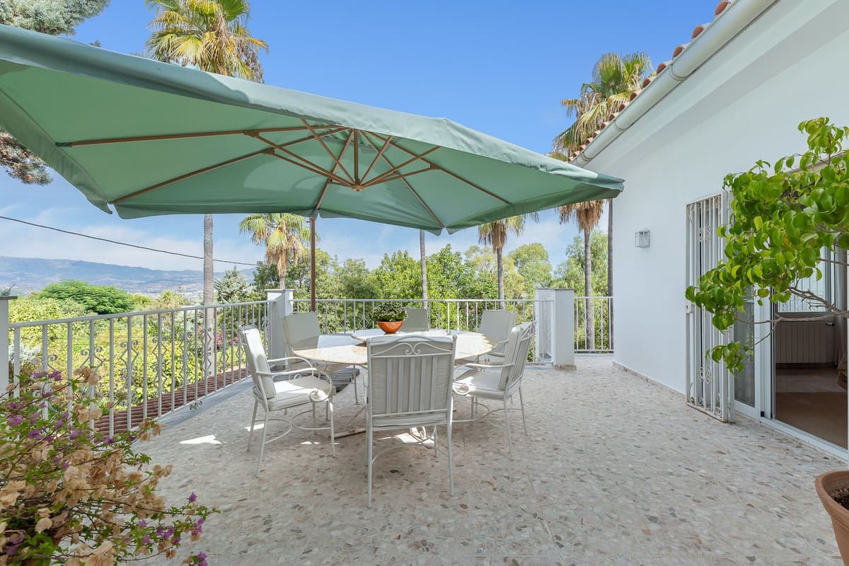 Detached Villa in Alhaurín el Grande — photo 5 of 10