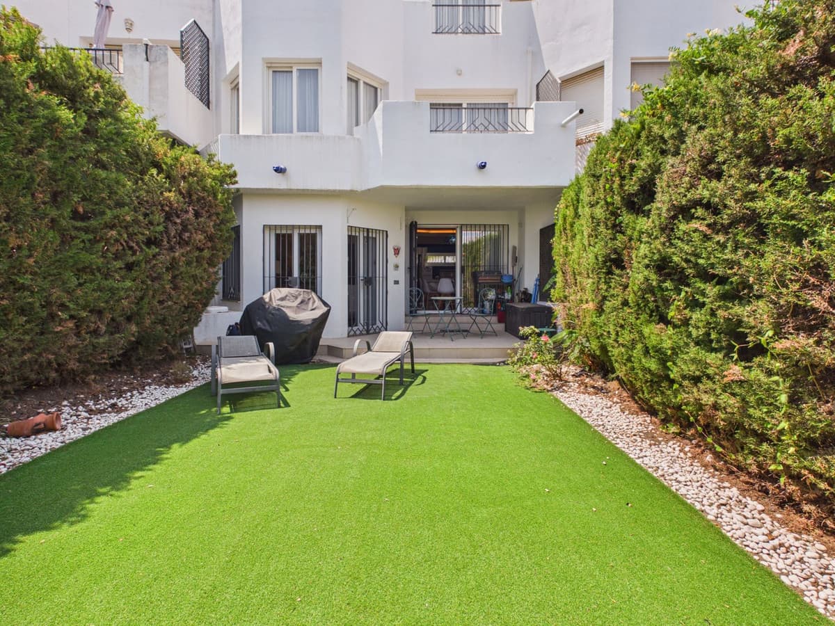 Townhouse in Selwo — photo 1 of 10