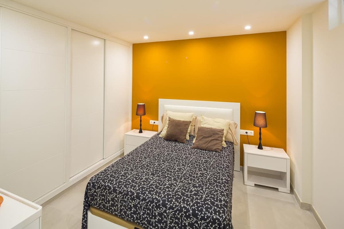 Middle Floor Apartment in Nueva Andalucía — photo 7 of 10