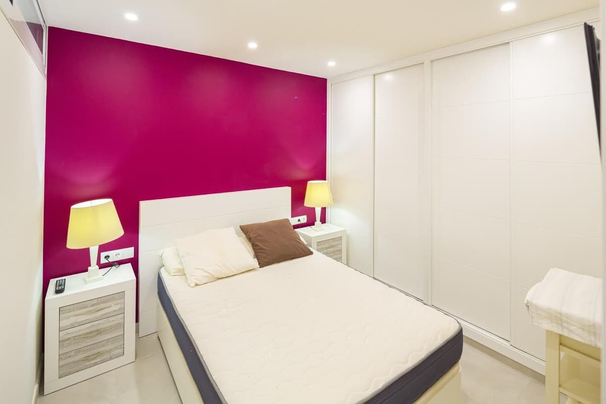Middle Floor Apartment in Nueva Andalucía — photo 8 of 10