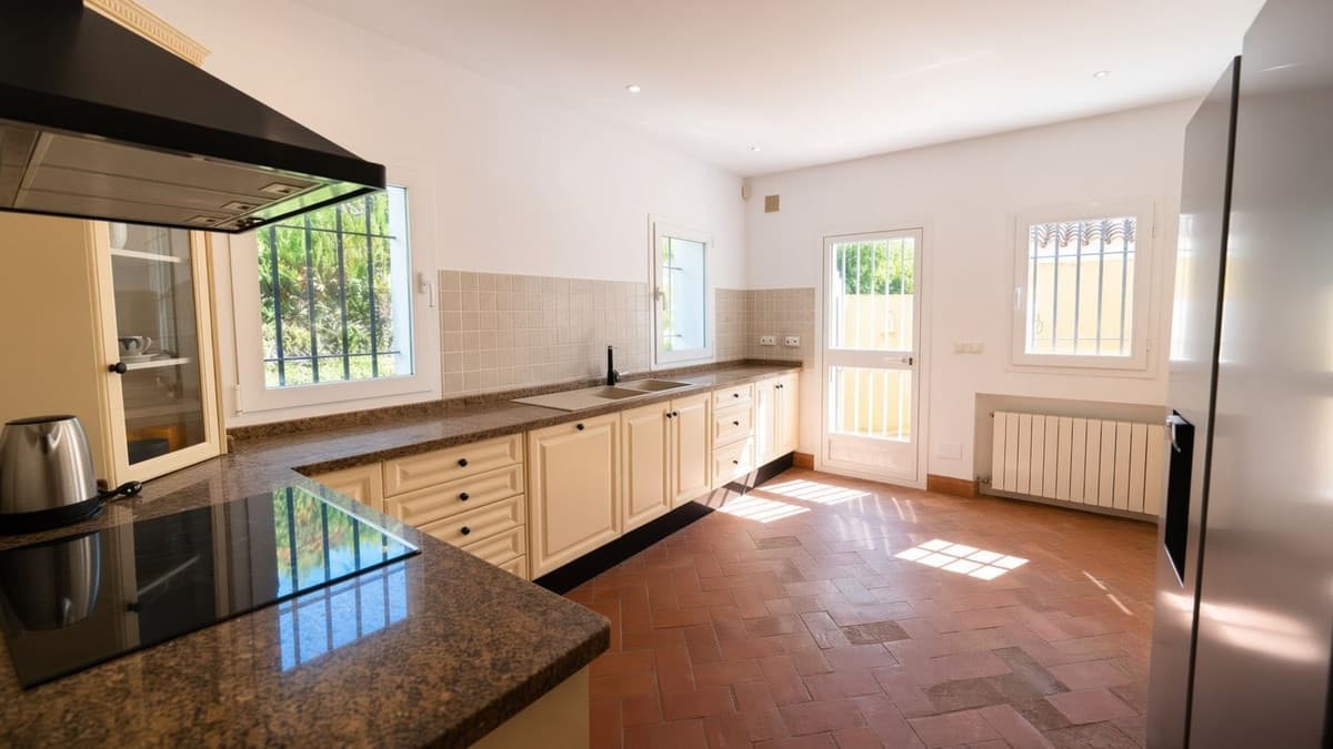 Detached Villa in Sotogrande Costa — photo 6 of 10