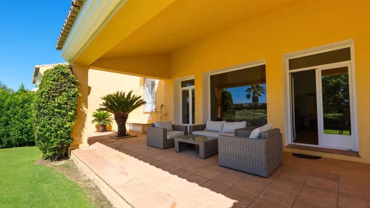 Detached Villa in Sotogrande Costa — photo 10 of 10