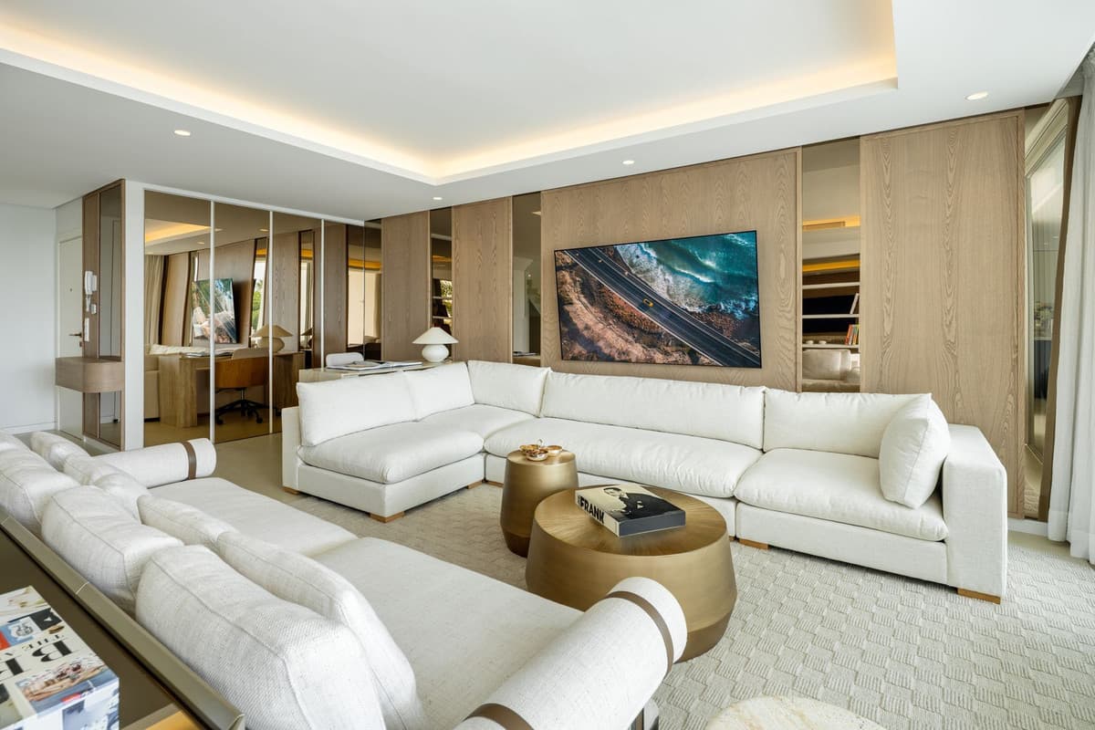 Penthouse Duplex in The Golden Mile — photo 7 of 10