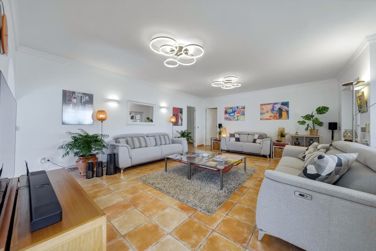 Detached Villa in El Chaparral — photo 5 of 10