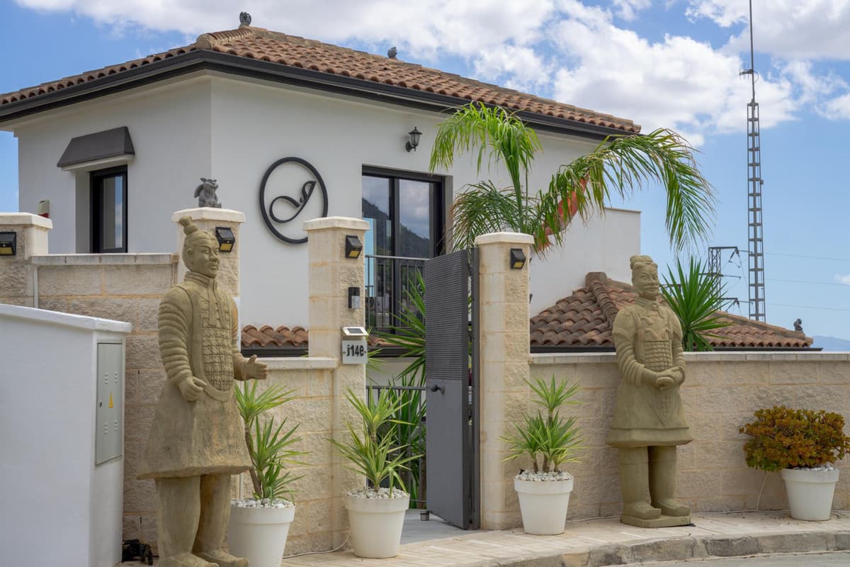 Detached Villa in Casarabonela — photo 3 of 10