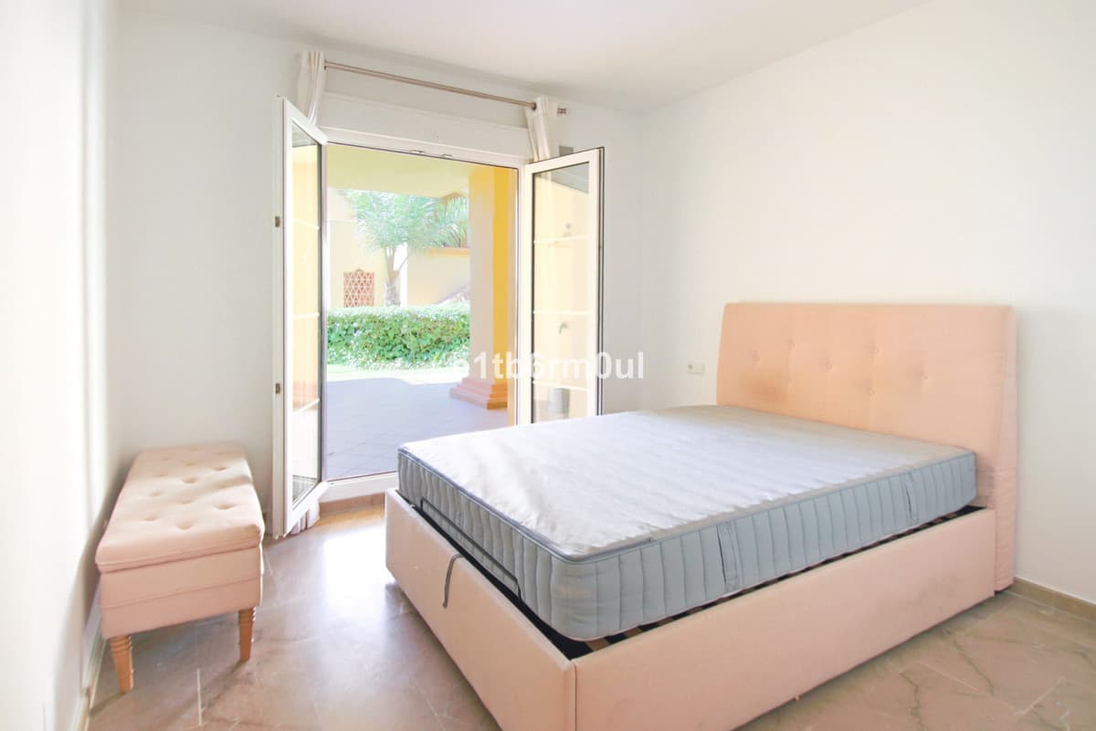 Ground Floor Apartment in Nueva Andalucía — photo 7 of 10
