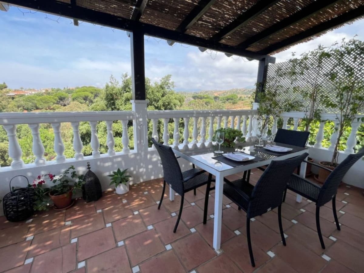 Detached Villa in Elviria — photo 4 of 10