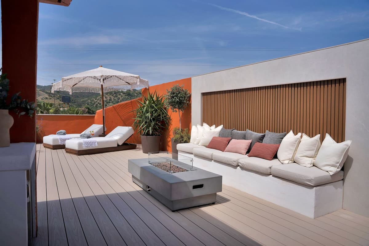 Penthouse Duplex in Las Chapas — photo 7 of 10