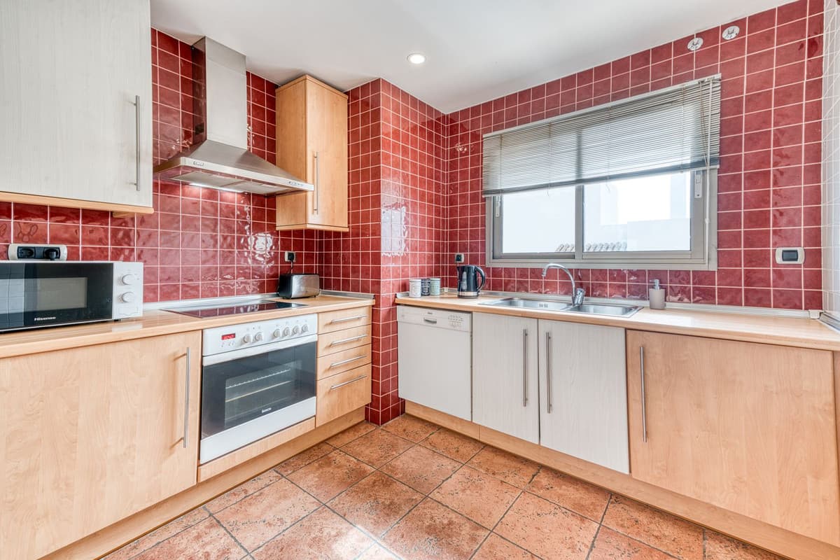 Middle Floor Apartment in Benalmadena — photo 8 of 10
