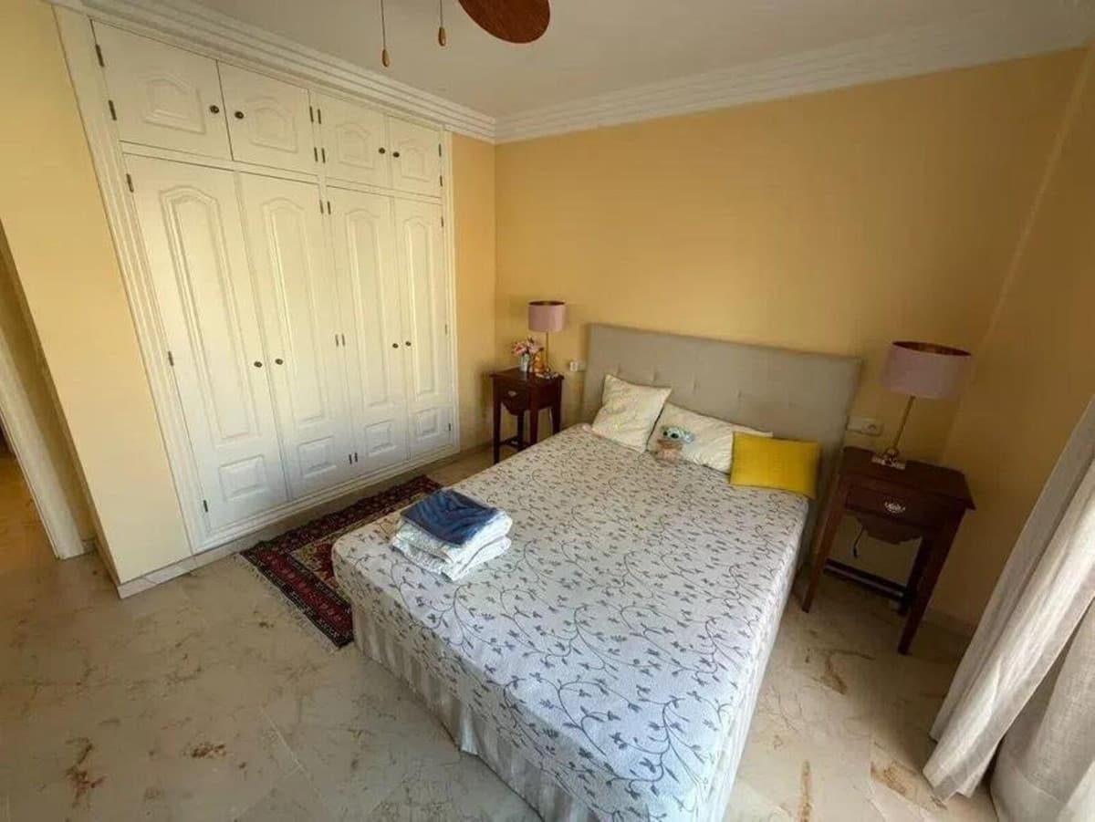 Townhouse in El Rosario — photo 8 of 10