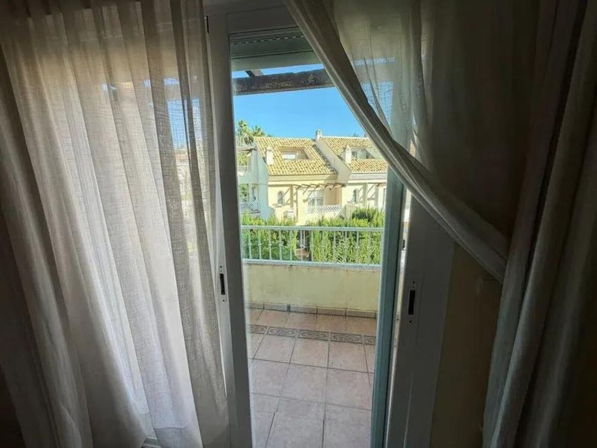 Townhouse in El Rosario — photo 10 of 10