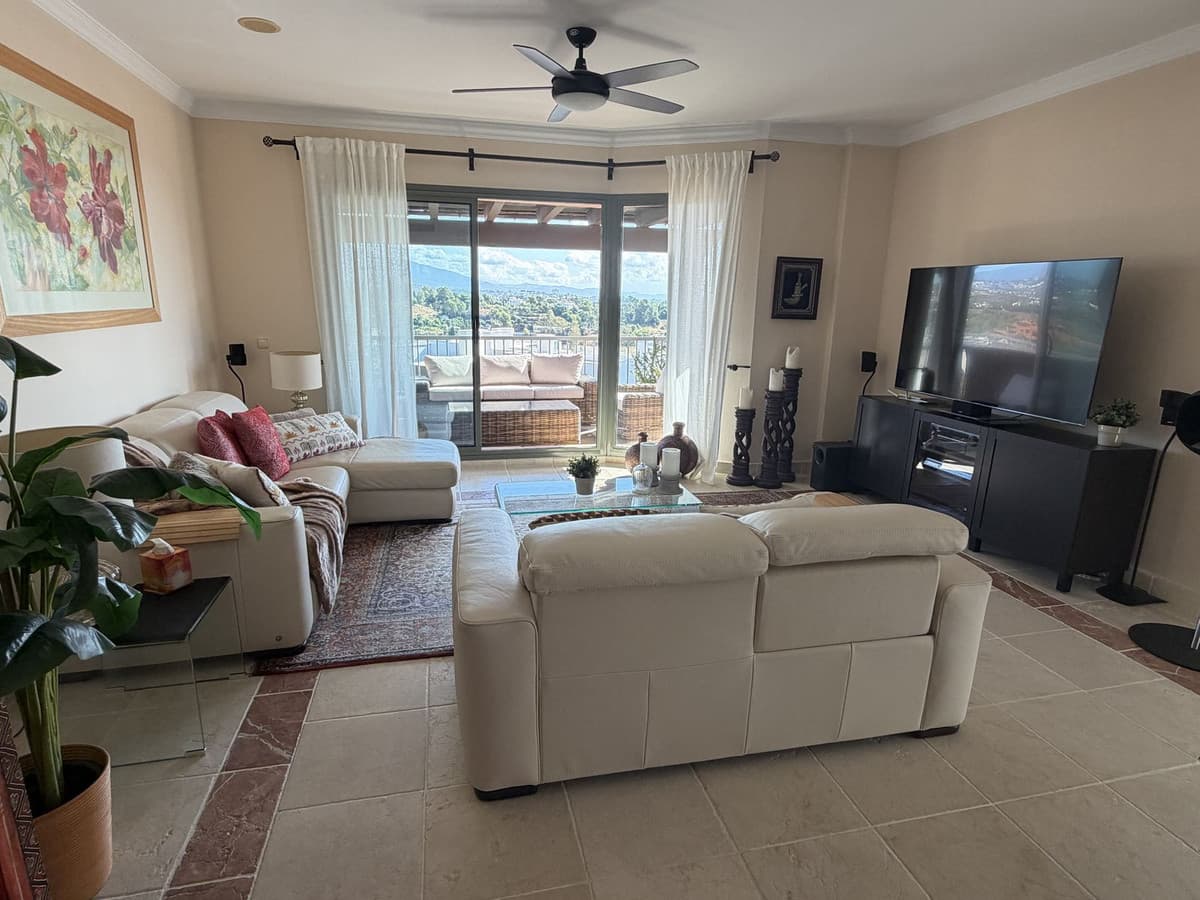 Penthouse in Atalaya — photo 3 of 10