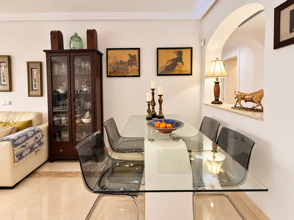 Middle Floor Apartment in Los Arqueros — photo 8 of 10