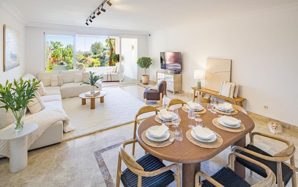 Ground Floor Apartment in Nueva Andalucía — photo 3 of 10