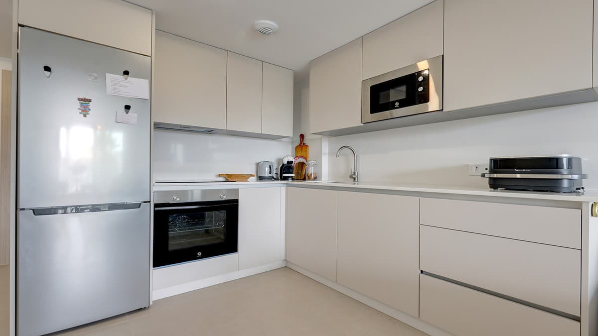 Middle Floor Apartment in Manilva — photo 8 of 10