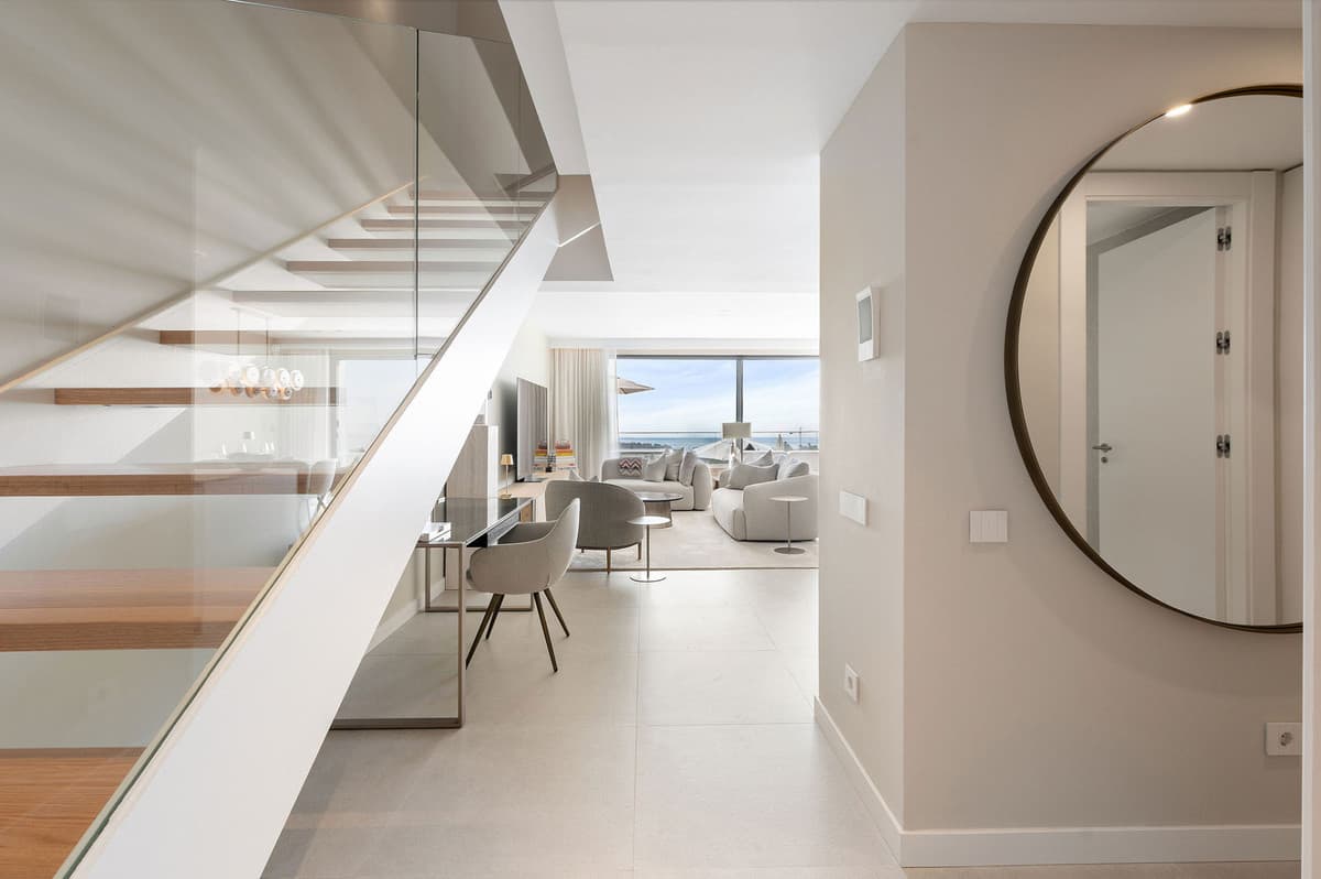 Middle Floor Apartment in Estepona — photo 1 of 10