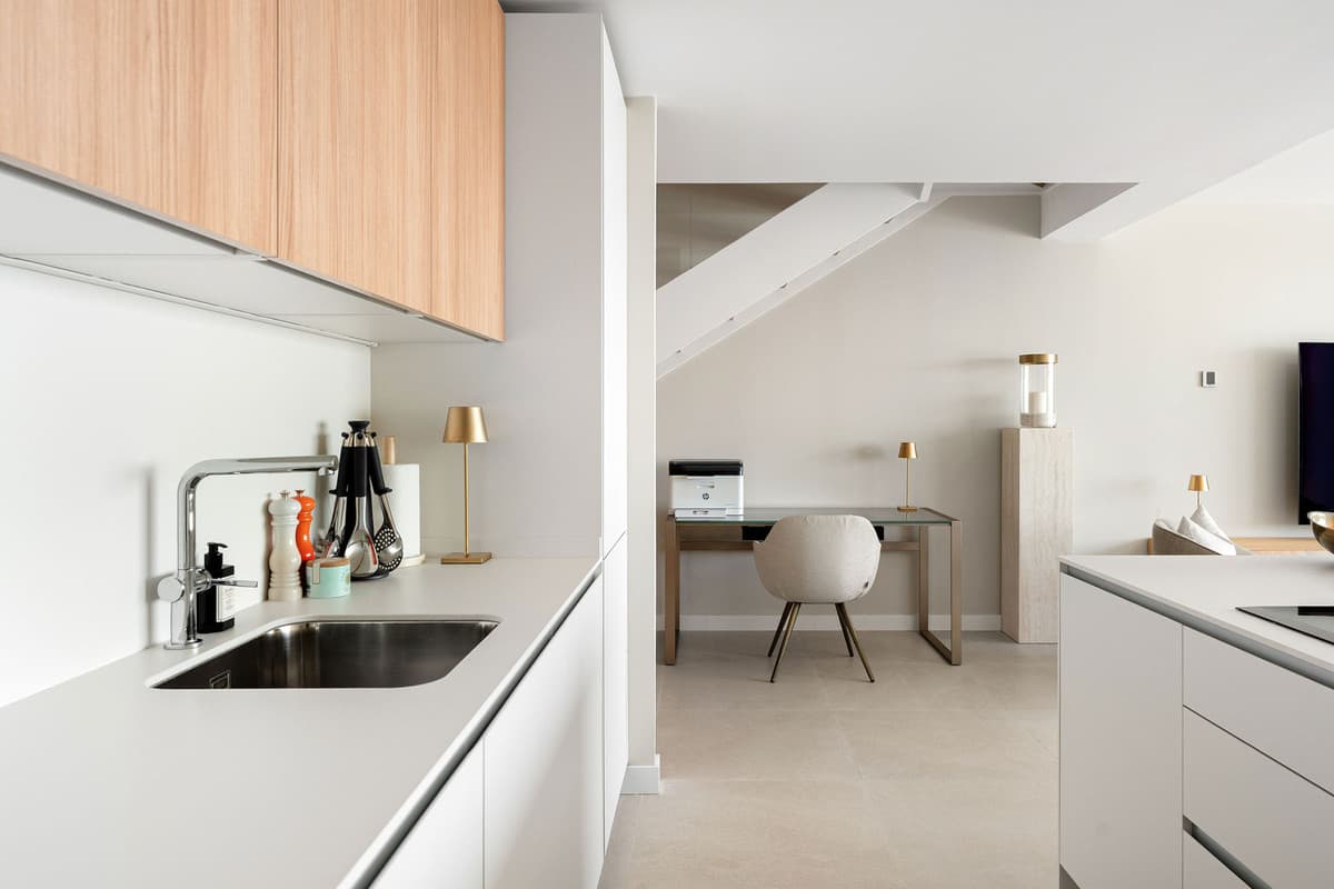 Middle Floor Apartment in Estepona — photo 7 of 10
