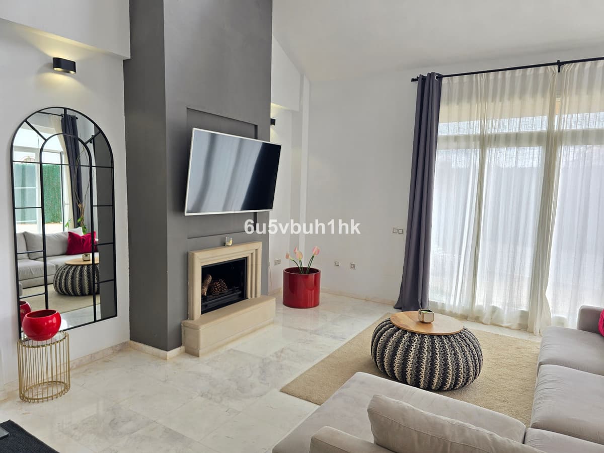 Townhouse in Riviera del Sol — photo 9 of 10