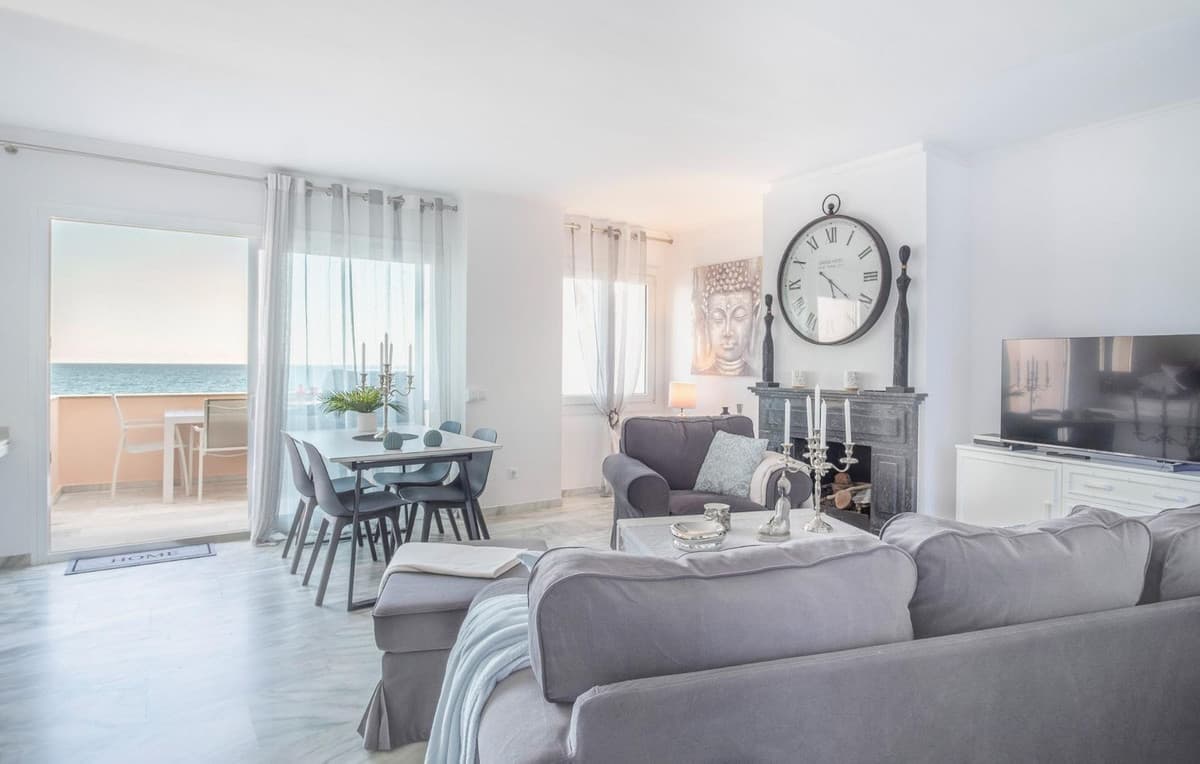 Penthouse Duplex in Estepona — photo 6 of 10