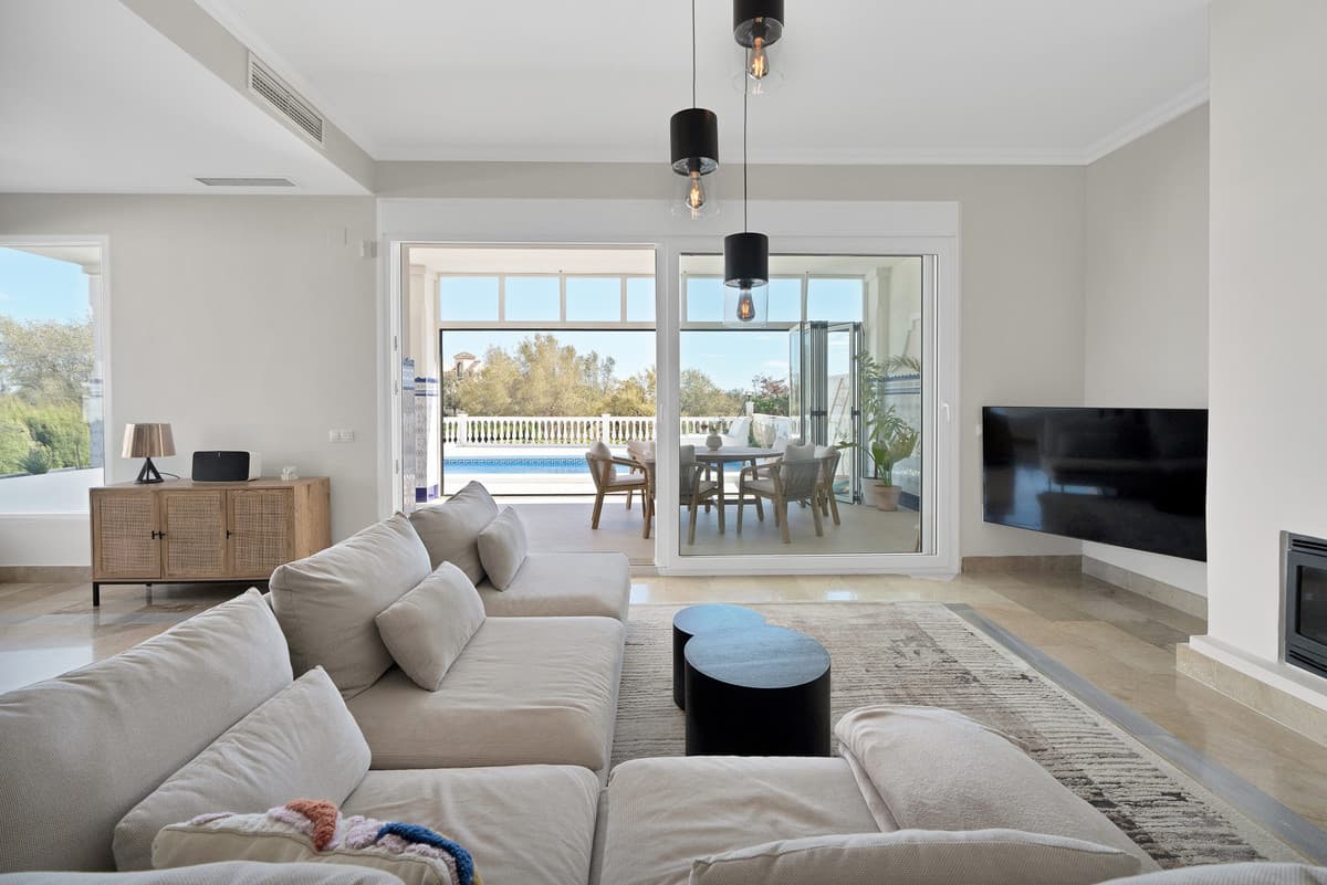 Semi-Detached House in La Mairena — photo 7 of 10