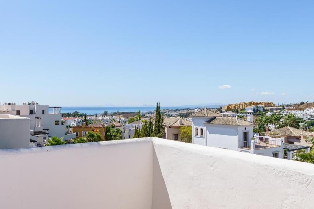 Penthouse in Estepona — photo 2 of 10
