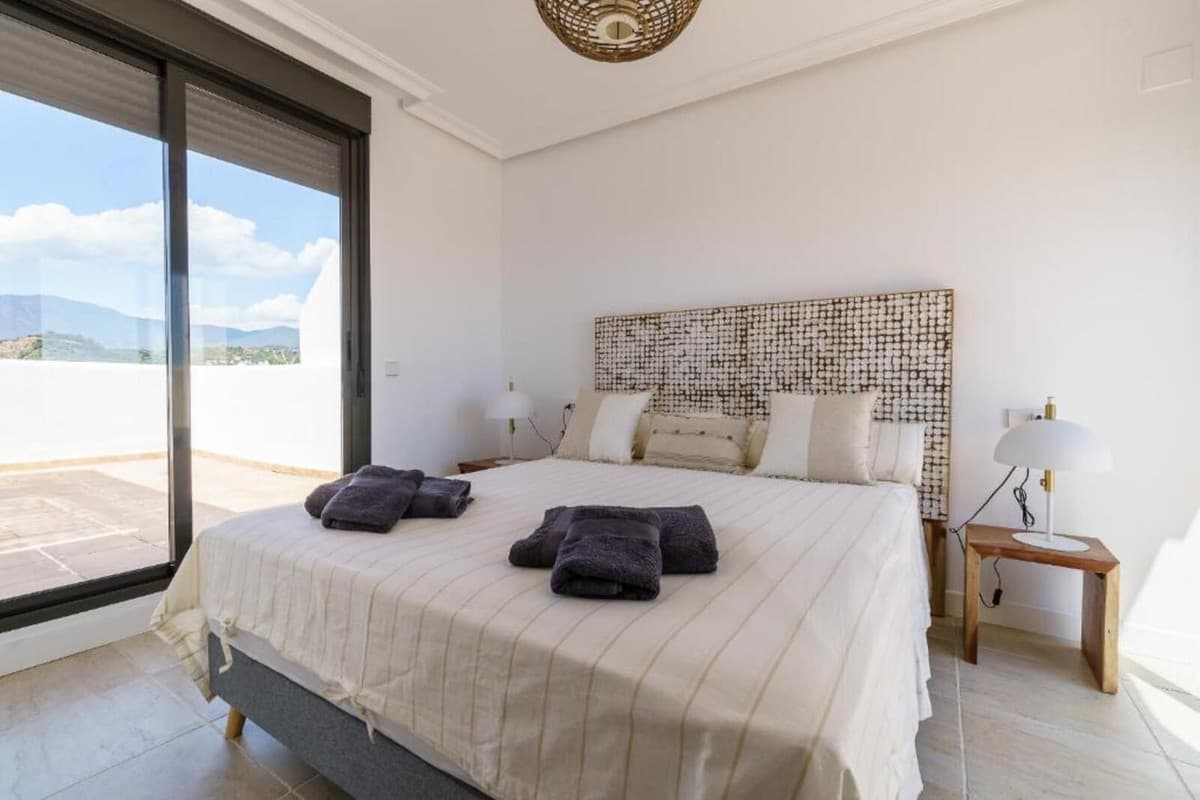 Penthouse in Estepona — photo 9 of 10