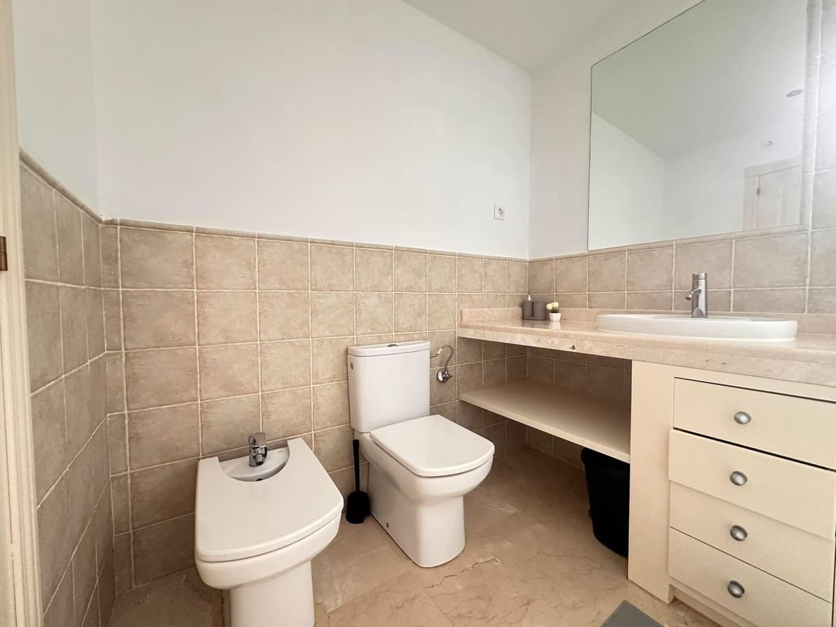 Ground Floor Apartment in Estepona — photo 10 of 10