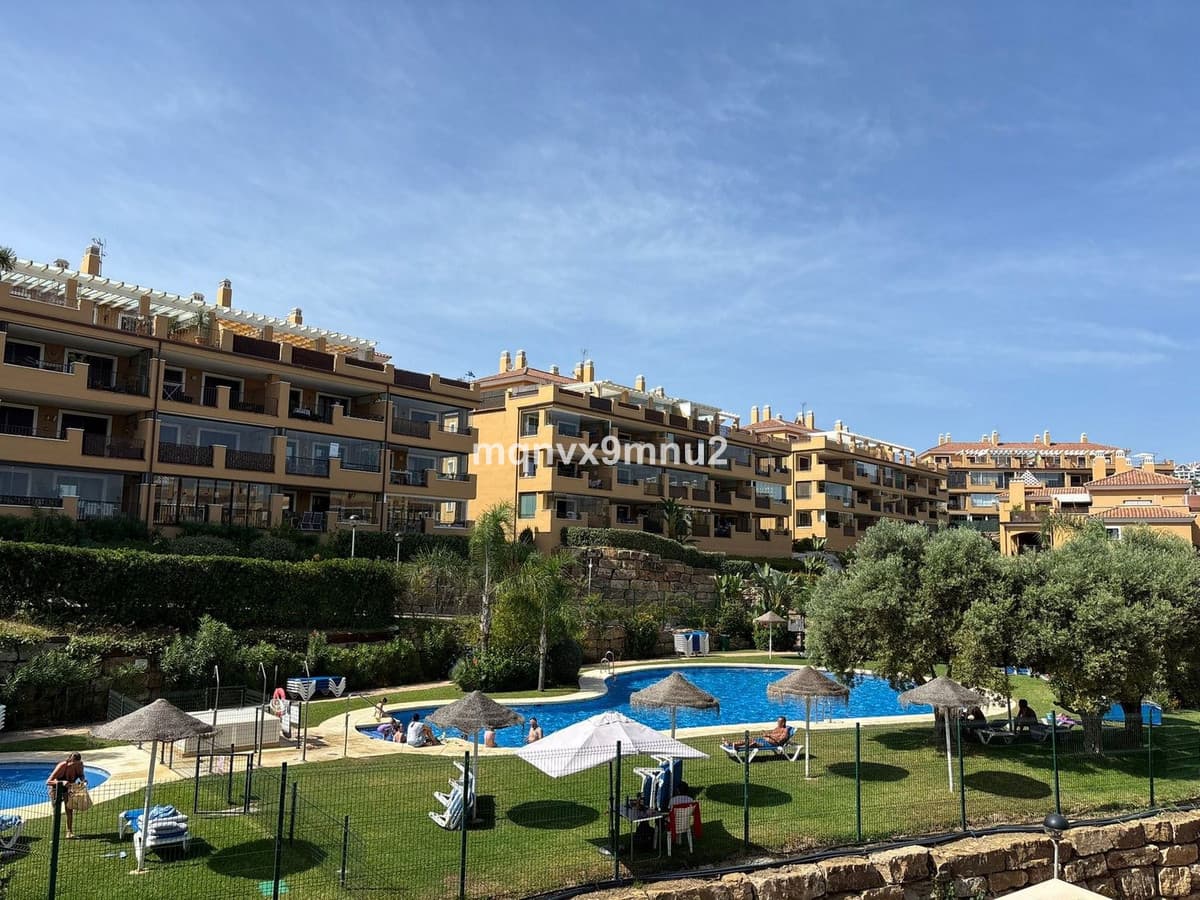 Middle Floor Apartment in La Cala de Mijas — photo 1 of 10