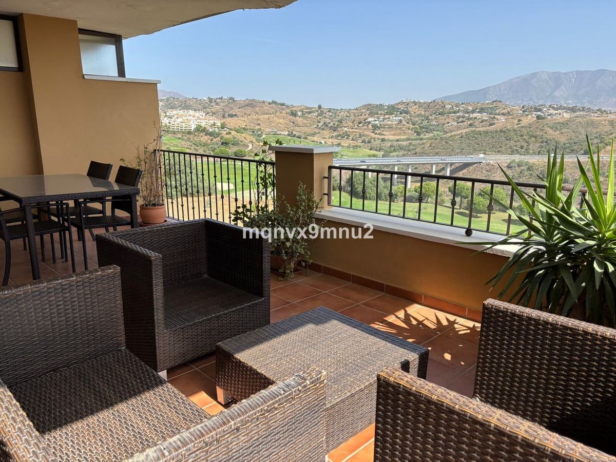 Middle Floor Apartment in La Cala de Mijas — photo 2 of 10