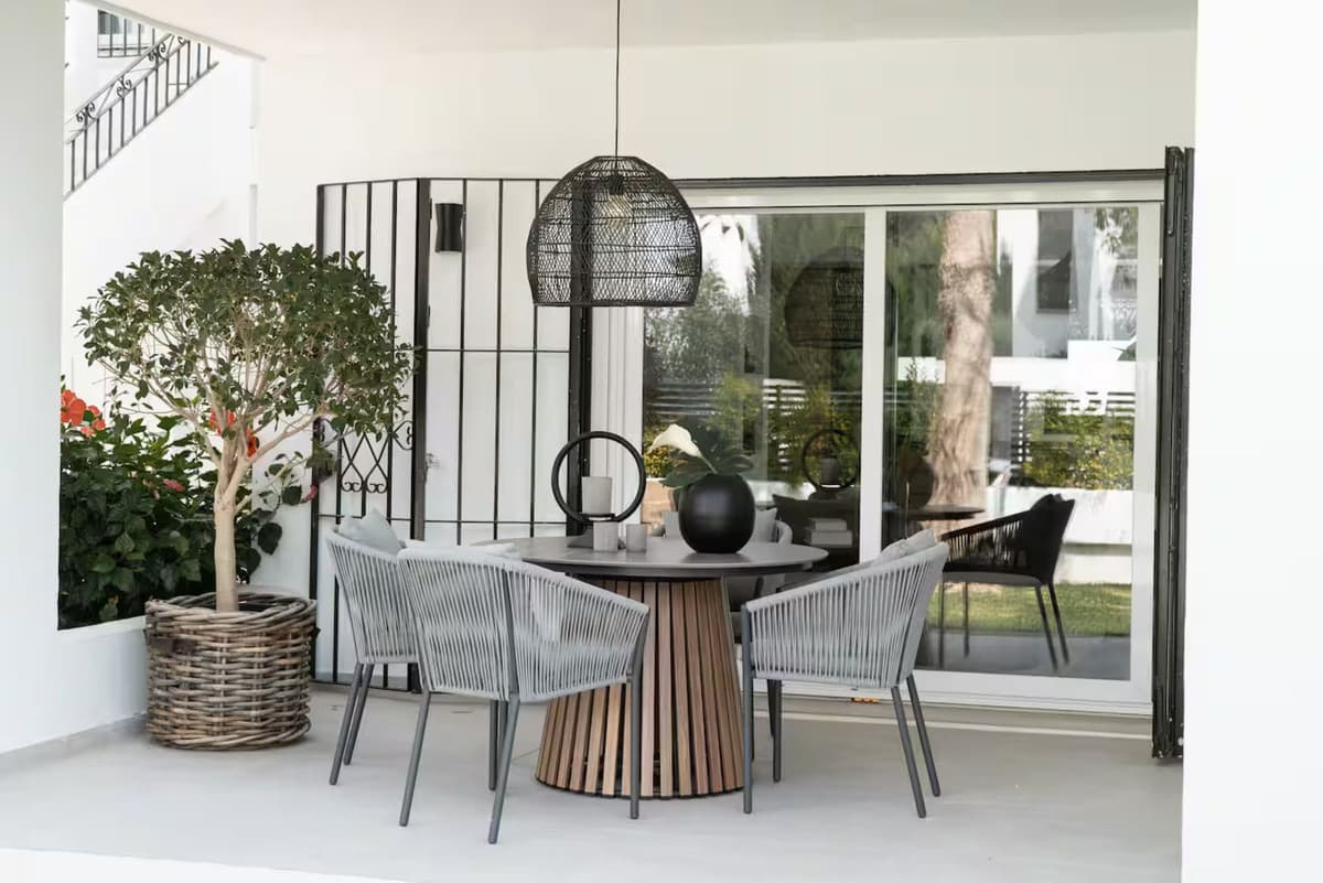 Ground Floor Apartment in Nueva Andalucía — photo 2 of 10