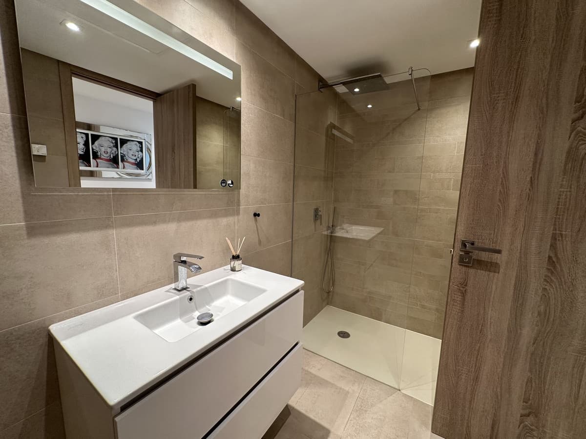 Middle Floor Apartment in Benahavís — photo 10 of 10