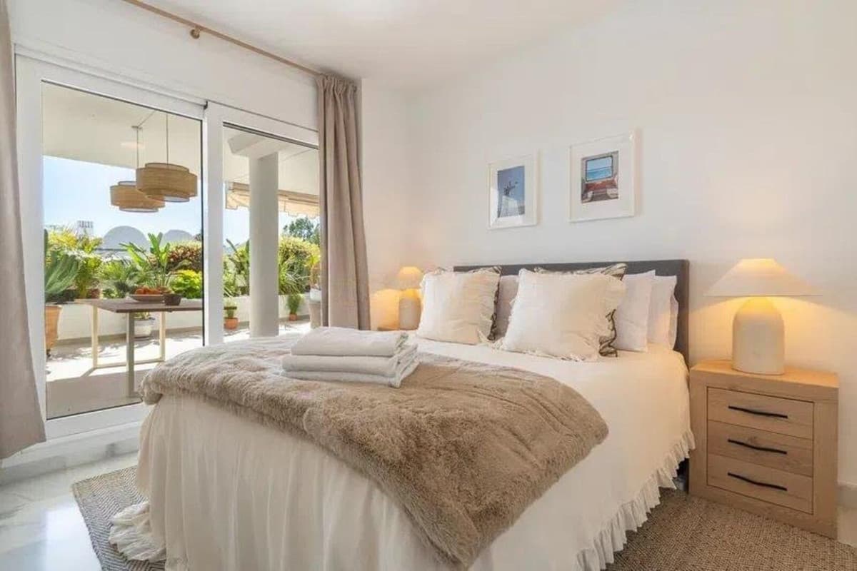 Ground Floor Apartment in Nueva Andalucía — photo 4 of 10