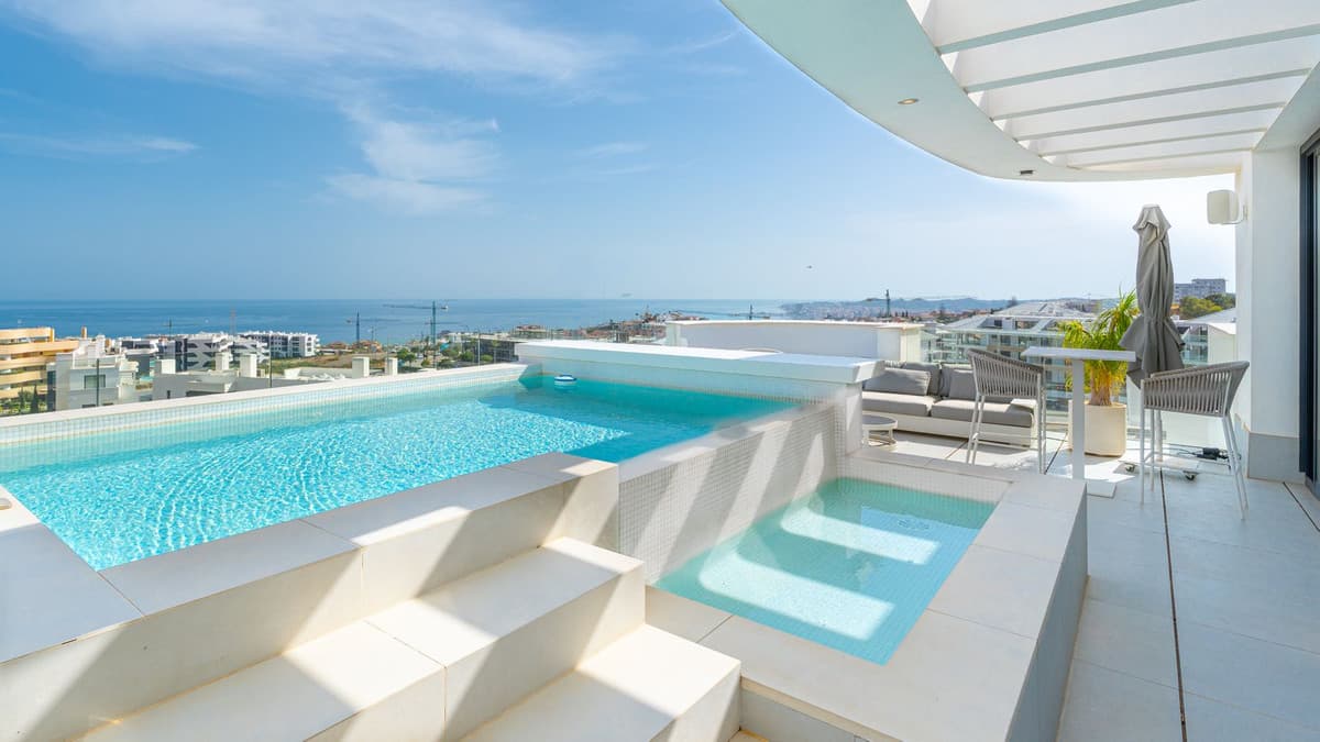 Penthouse in Fuengirola — photo 1 of 10