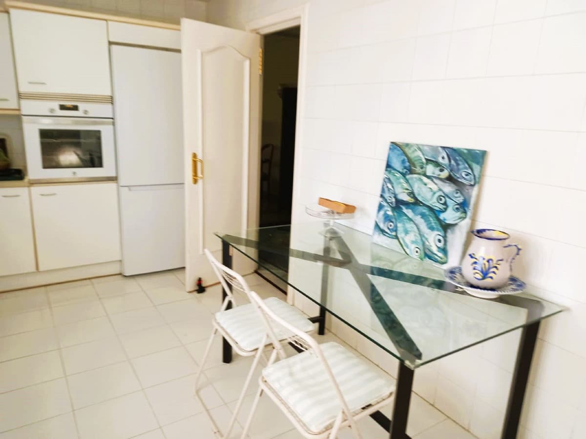 Middle Floor Apartment in Guadalmina Baja — photo 10 of 10