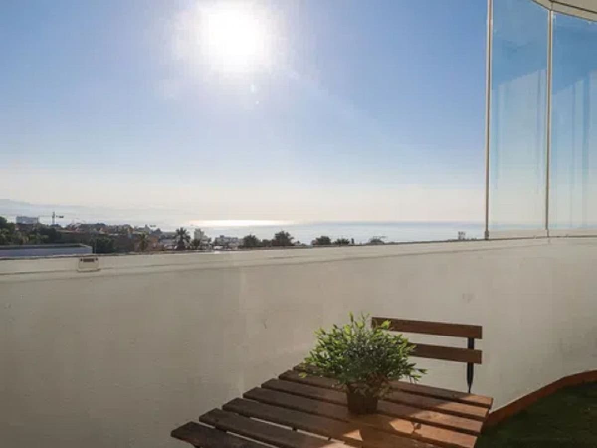 Middle Floor Apartment in El Pinillo — photo 7 of 10