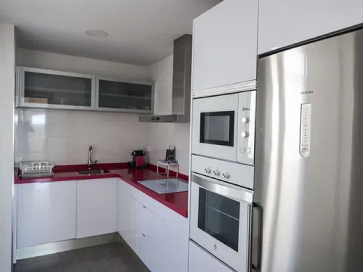 Middle Floor Apartment in El Pinillo — photo 9 of 10