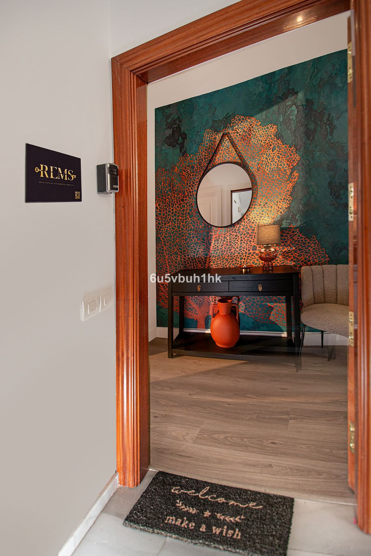 Middle Floor Apartment in Málaga — photo 9 of 10