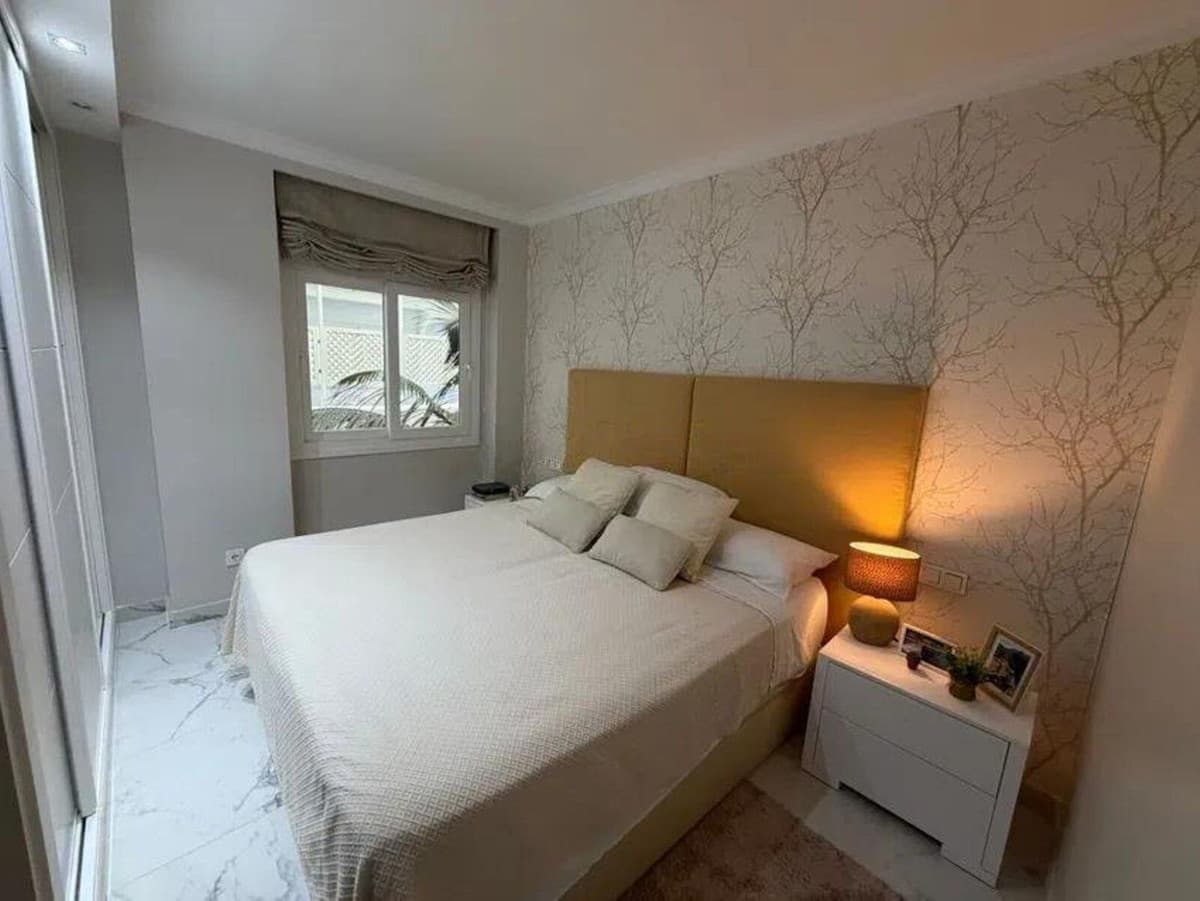 Middle Floor Apartment in Puerto Banús — photo 8 of 10